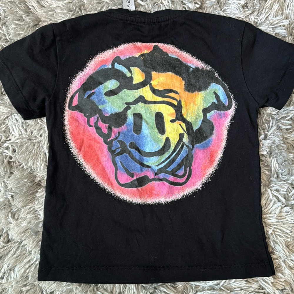 Versace Kid shirt size 5A Black/colorful